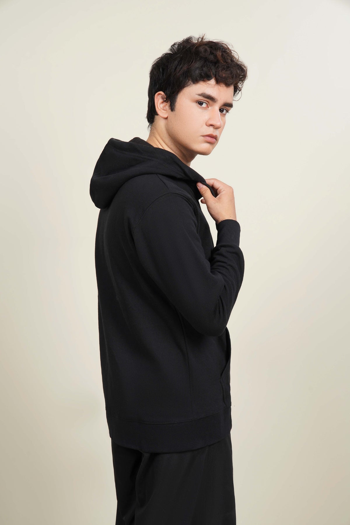 Basic Zip-Up Hoodie